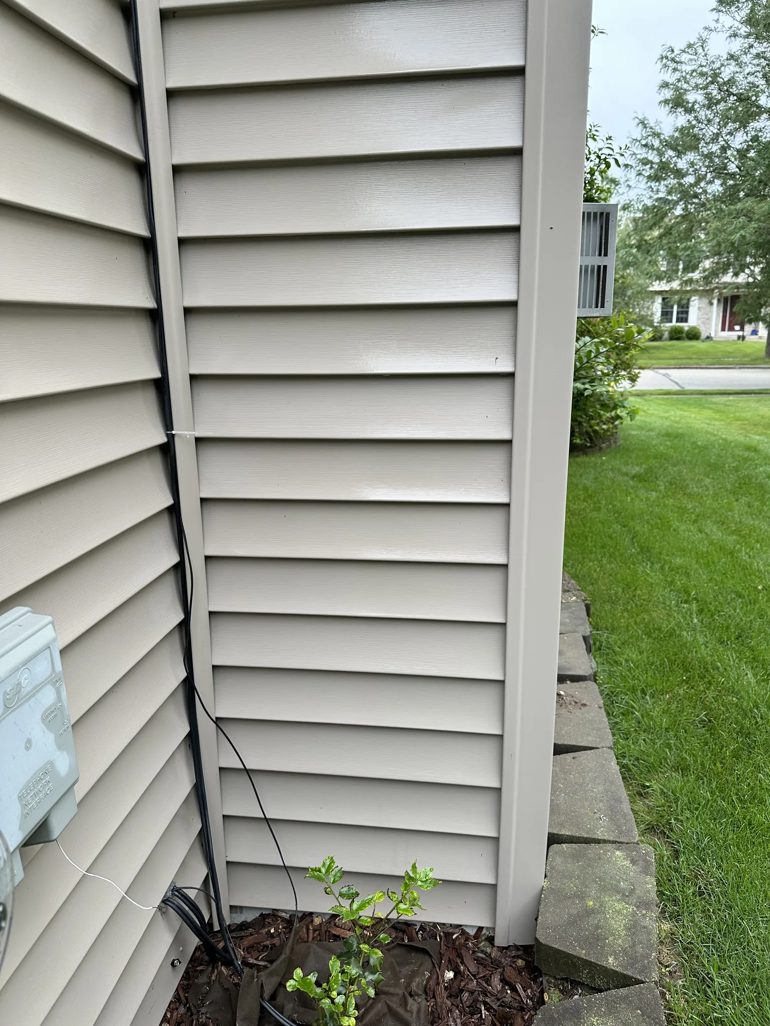 House Washing in Waukesha: Algae Banding on Vinyl by Pristine Pressure Washing
